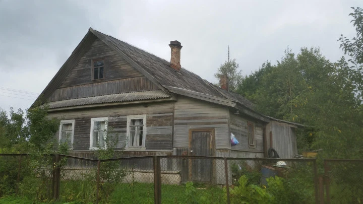 Аукцион по продаже нежилого помещения, общей площадью 31 кв.м., по адресу: Ленинградская область, Лужский район, Осьминское сельское поселение (Рельская волость), д. Залустежье, д.б/н.
